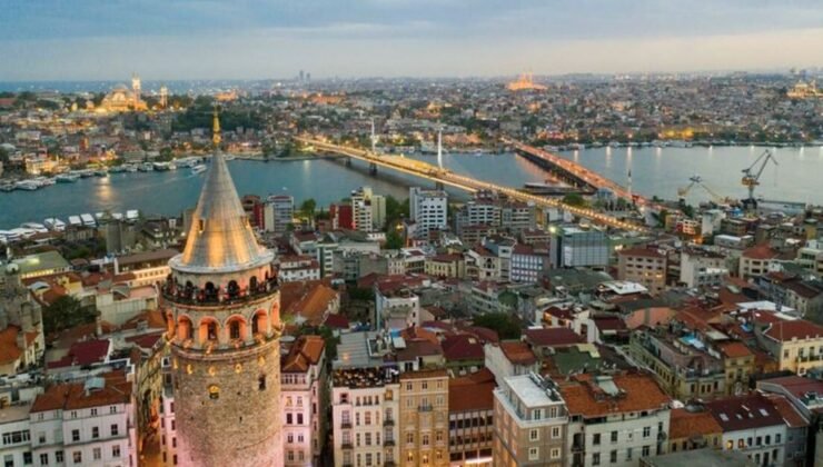 Turizm gelirinde yüzde 8,3 artışla Cumhuriyet rekoru kırıldı – Turizm Haberleri