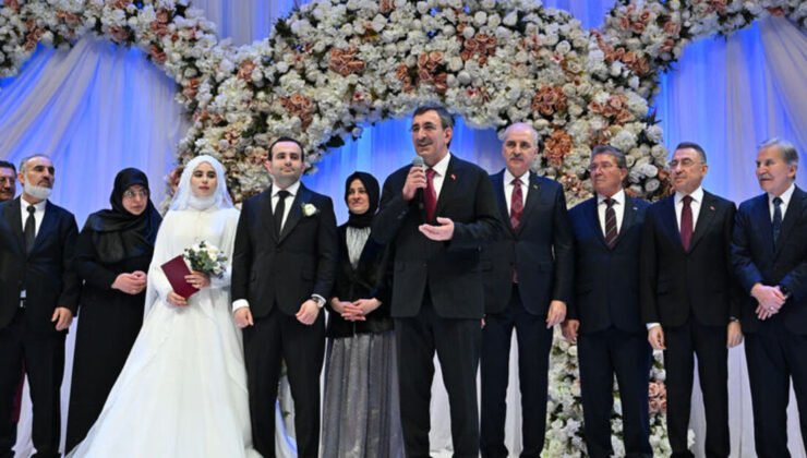Cumhurbaşkanı Yardımcısı Cevdet Yılmaz’ın mutlu günü