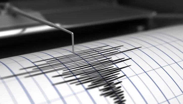 Ege Denizi beşik gibi sallanıyor! Son 2 saatte 5 deprem
