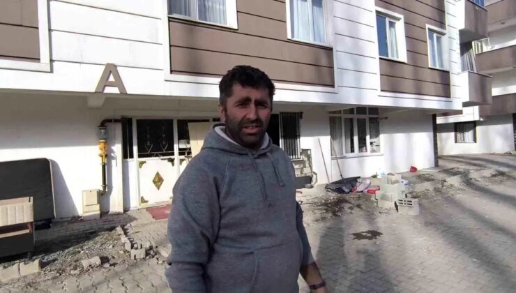 Erzurum’da Sürücünün Kazası Yatak Odasına Girdi