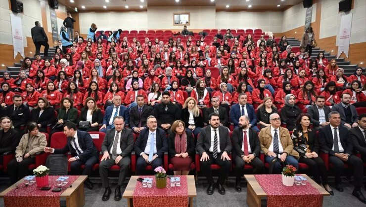 Gaziantep’te Bilişim ve Yapay Zeka Kampı Başladı