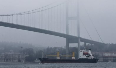 İstanbul Boğazı gemi trafiğine açıldı