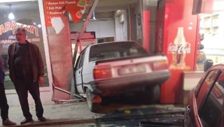 Kontrolden çıkan otomobil fırına girdi