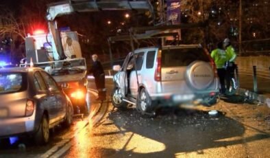 Sarıyer’de otomobil ile cip çarpıştı: 2 yaralı