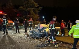 Uşak’ta Trafik Kazası: Araç Tıra Çarptı, Sürücü Hayatını Kaybetti