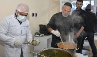 Gümüşhane’de bir köyde 21 yıl önce başlatılan iftar geleneği sürdürülüyor