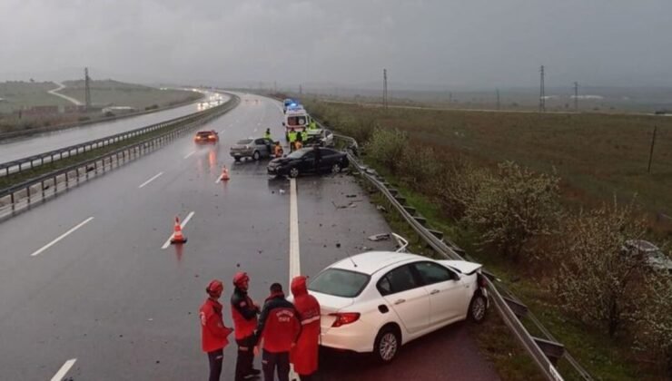 İstanbul-İzmir Otoyolu’nda zincirleme trafik kazası: 2 ölü, 4 yaralı