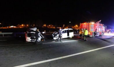 Kars’ta trafik kazası: 2 ölü, 5 ağır yaralı