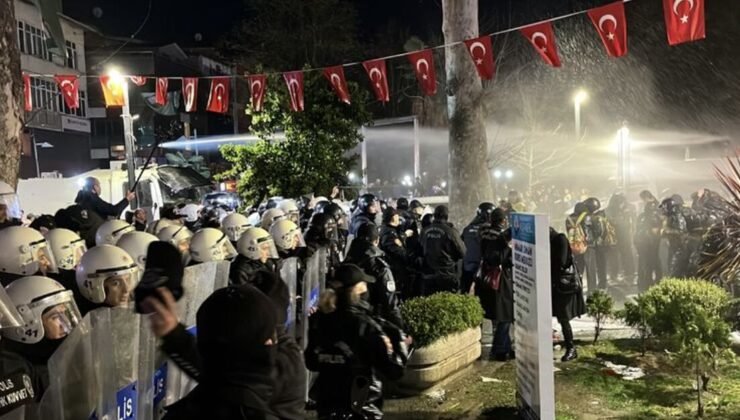Kocaeli’de izinsiz gösteri: 14 gözaltı
