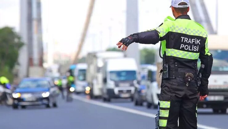 Trafikte bazı cezalarda artış yasalaştı
