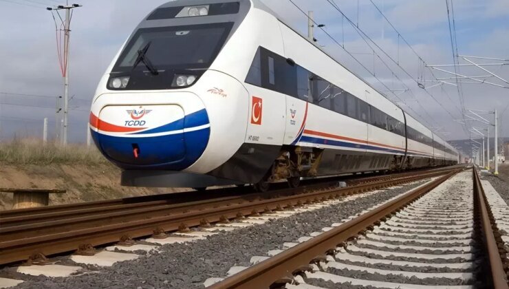 Bakan Uraloğlu, Siirt-Kurtalan’a yeni demiryolu hattı inşa edileceğini duyurdu