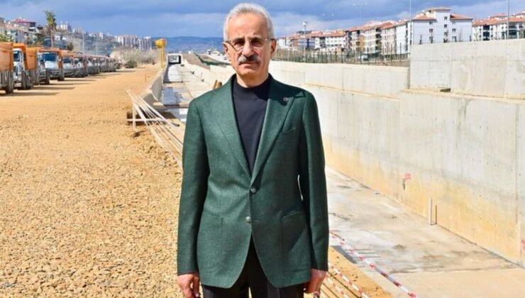 Bakan Uraloğlu, “Sincan OSB-Yenikent-Kazan Soda Demiryolu Projesi” çalışmalarını yerinde inceledi