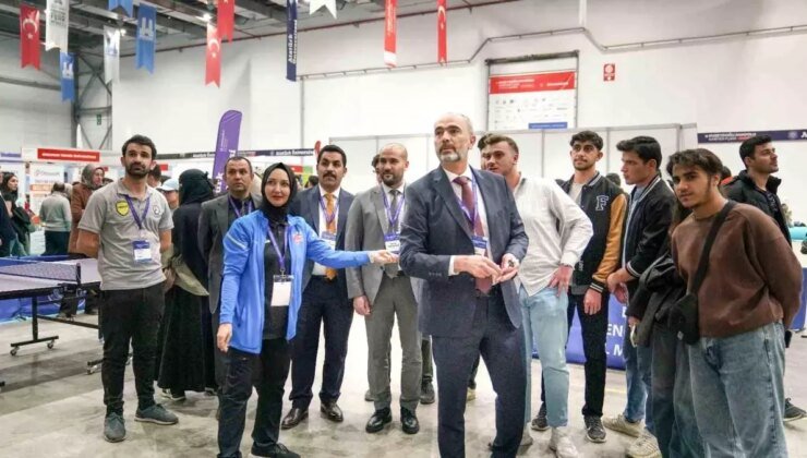 Bayburt Üniversitesi KUDAKAF’25’te Öğrencilere Gelecek Fırsatları Sunuyor