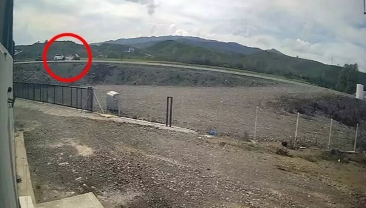 Bingöl’de Otomobil ile Sürücü Kursu Aracının Çarpışması: 2 Yaralı