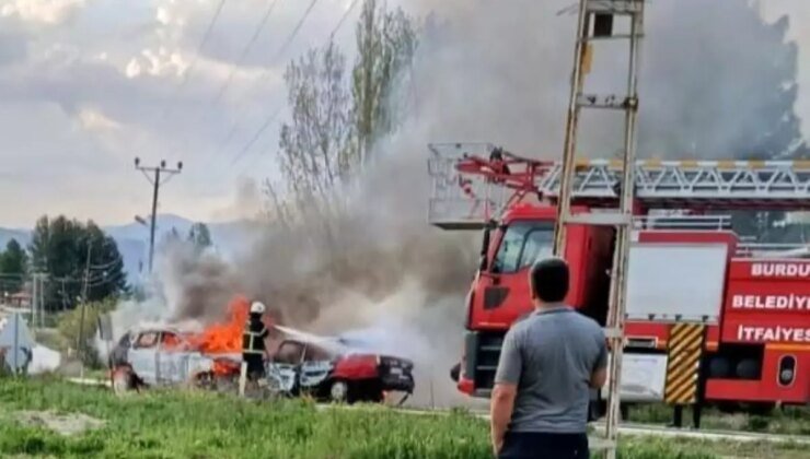 Burdur’da Kafa Kafaya Çarpışma: 1 Ölü, 4 Yaralı