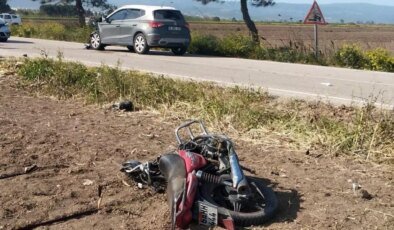 Bursa’da Motosiklet ve Otomobil Kafa Kafaya Çarpıştı: 1 Ölü