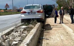 Denizli’de Otomobil Kazası: Maddi Hasar, Yaralı Yok