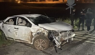 Diyarbakır’da otomobil şarampole devrildi: 1 ölü, 3 yaralı