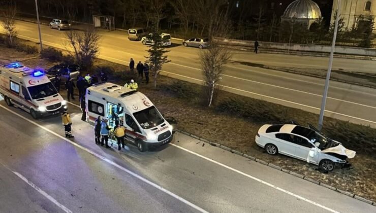 Erzurum’da iki otomobil çarpıştı: 2’si ağır 6 yaralı
