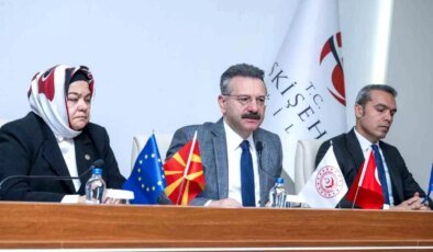 Eskişehir’de Bağımlılıkla Mücadele İçin Uluslararası İş Birliği Toplantısı Düzenlendi
