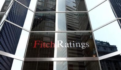 Fitch’ten ABD ekonomisi için resesyon uyarısı