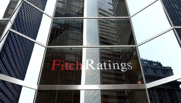 Fitch’ten ABD ekonomisi için resesyon uyarısı
