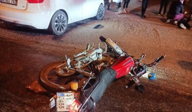 Hatay’da Otomobil ile Motosiklet Çarpıştı: 2 Yaralı