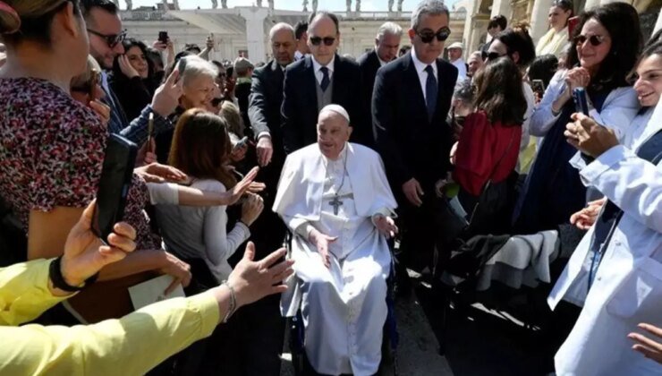 İsrail, Papa Francis için önce taziye mesajı paylaştı sonra sildi