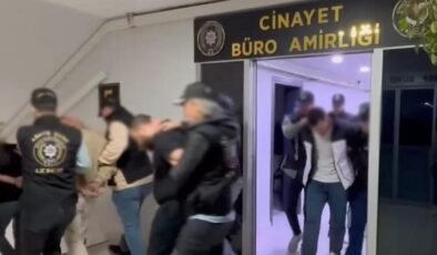 İzmir’de çıkan silahlı kavgada 1 kişi öldü, 2 şüpheli tutuklandı