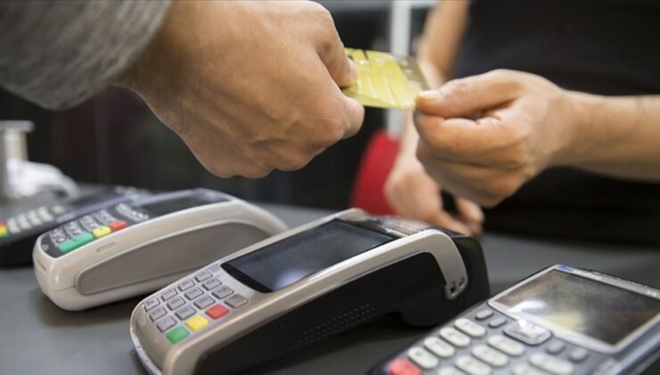 Kartlı ödemeler martta 1,75 trilyon lira oldu