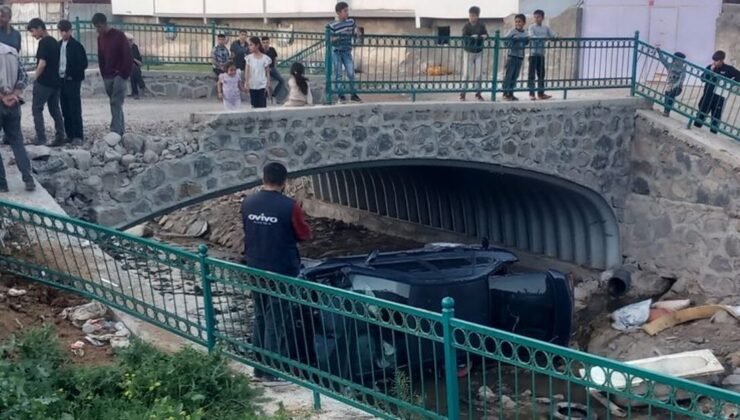 Kavgadan kaçarken köprüden uçtu!