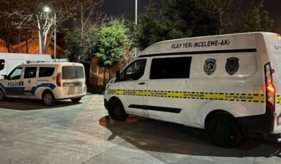 Küçükçekmece’de boş arazide cansız beden bulundu