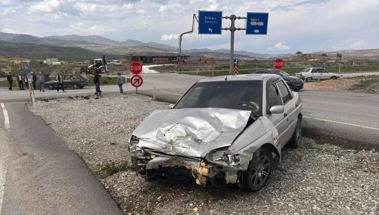 Kütahya’da Trafik Kazası: 1 Yaralı
