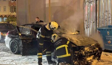 Lüleburgaz’da Otomobil Yangını Kontrol Altına Alındı