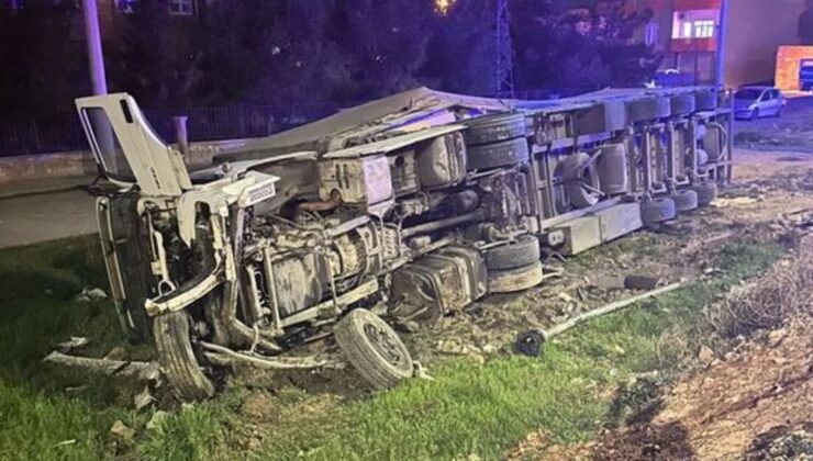 Mardin’de TIR ile hafif ticari araç çarpıştı: 6 yaralı