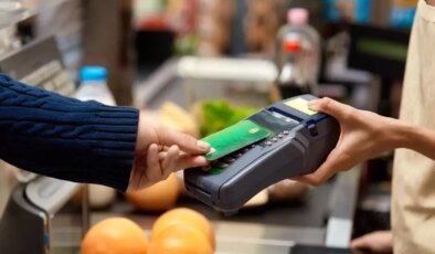 Marketlerde yemek kartlarına harcama limiti iddiasına peş peşe yanıt