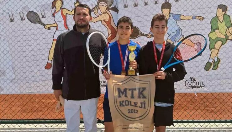 MTK Koleji Tenis Takımı Türkiye Dördüncüsü Oldu
