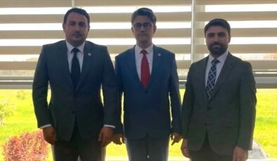 Onsekiz Mart Üniversitesi’nde Devir Teslim Töreni