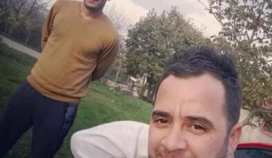 Otomobil Kazasında Hayatını Kaybeden İki Arkadaş Toprağa Verildi
