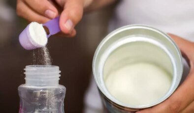Sahte bebek mamalarına dikkat! Böyle görünüyorsa sakın almayın