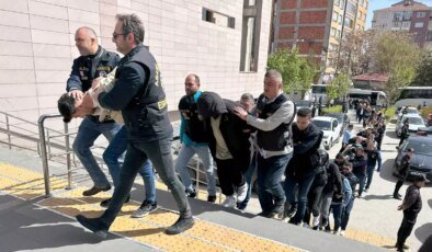 Sahte Çağrı Merkezine Baskın: 71 Şüpheli Gözaltına Alındı