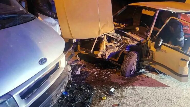 Sakarya’da Trafik Kazası: 3 Yaralı