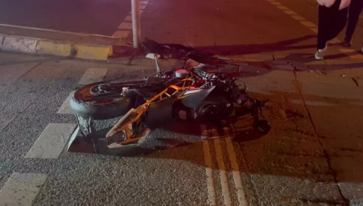 Sarıyer’de Motosiklet-Otomobil Çarpıştı: 2 Ağır Yaralı