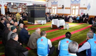 Sivas’ta Hac Adaylarına Eğitim Semineri Düzenlendi