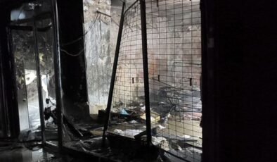 Sultangazi’de pasajda yangın çıktı