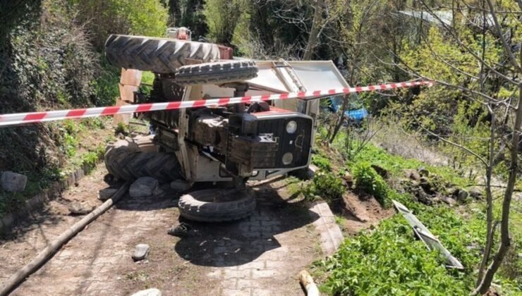 Tamir etmeye çalıştığı traktörün altında kaldı