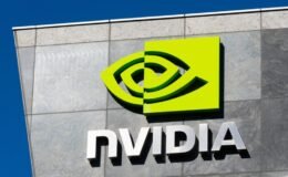 Tarifeler Nvidia’yı vurdu! 5.5 milyar dolarlık kayba hazırlanılıyor