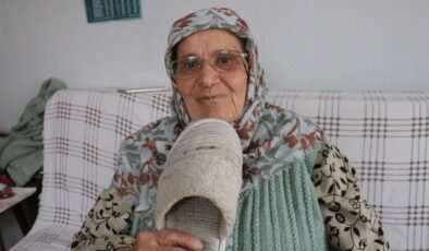 Torununa vurduğu terlik ‘silah’ sayıldı! 80 yaşındaki Asiye nineye ‘Anne terliği’ hapsi!