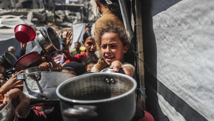 UNRWA Genel Komiseri Lazzarini: Gazze’de çocuklar açlıktan ölüyor