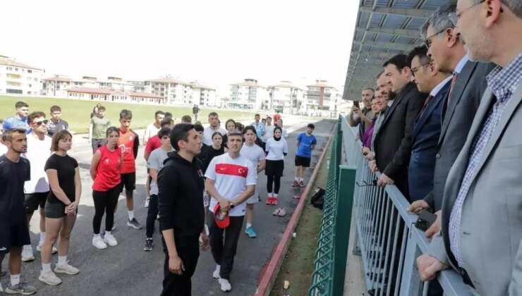 Vali Musa Işın, Dumlupınar Üniversitesi Öğrencileriyle Buluştu